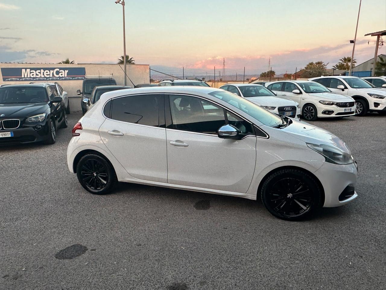 Peugeot 208 PureTech Turbo 110 S&S 5 porte GT Line
