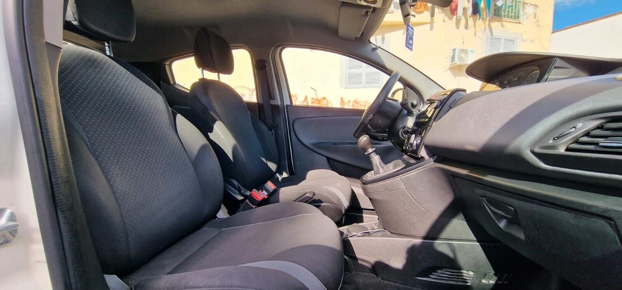 Lancia Ypsilon 1.2 69 CV 5 porte GPL Ecochic Mya Con BLOCKSHAFT