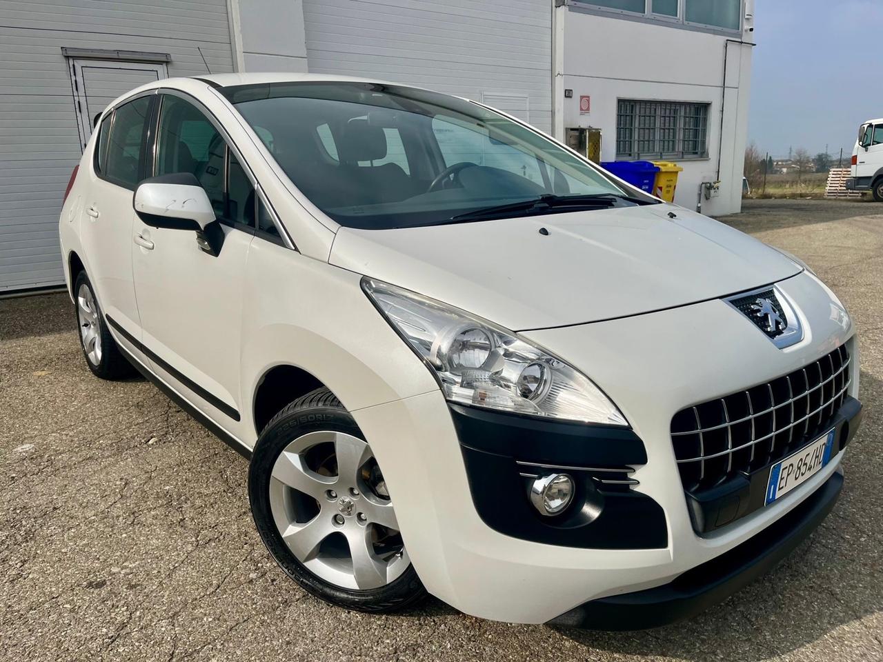 Peugeot 3008 1.6hdi 2012 118.000km cambio robotizzato perfetta