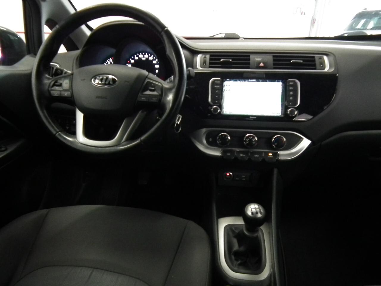 Kia Rio 1.2 BZ/GPL NAVI TELECAMERA TELEFONO NEOPATENTATI !