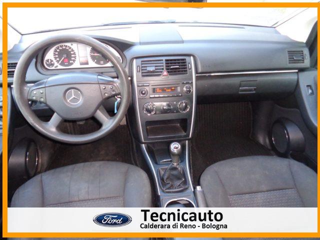 MERCEDES-BENZ B 180 CDI Executive