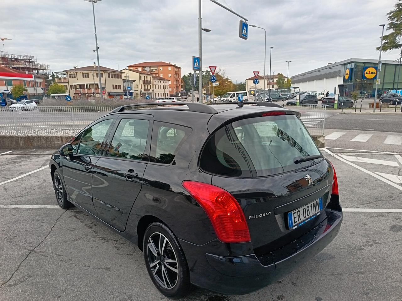 Peugeot 308 1.6 8V HDi 93CV 2013 ok neo patente