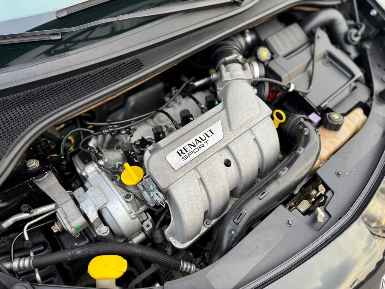 Renault Clio 3 RS F1 R27 N3196 197cv 2008