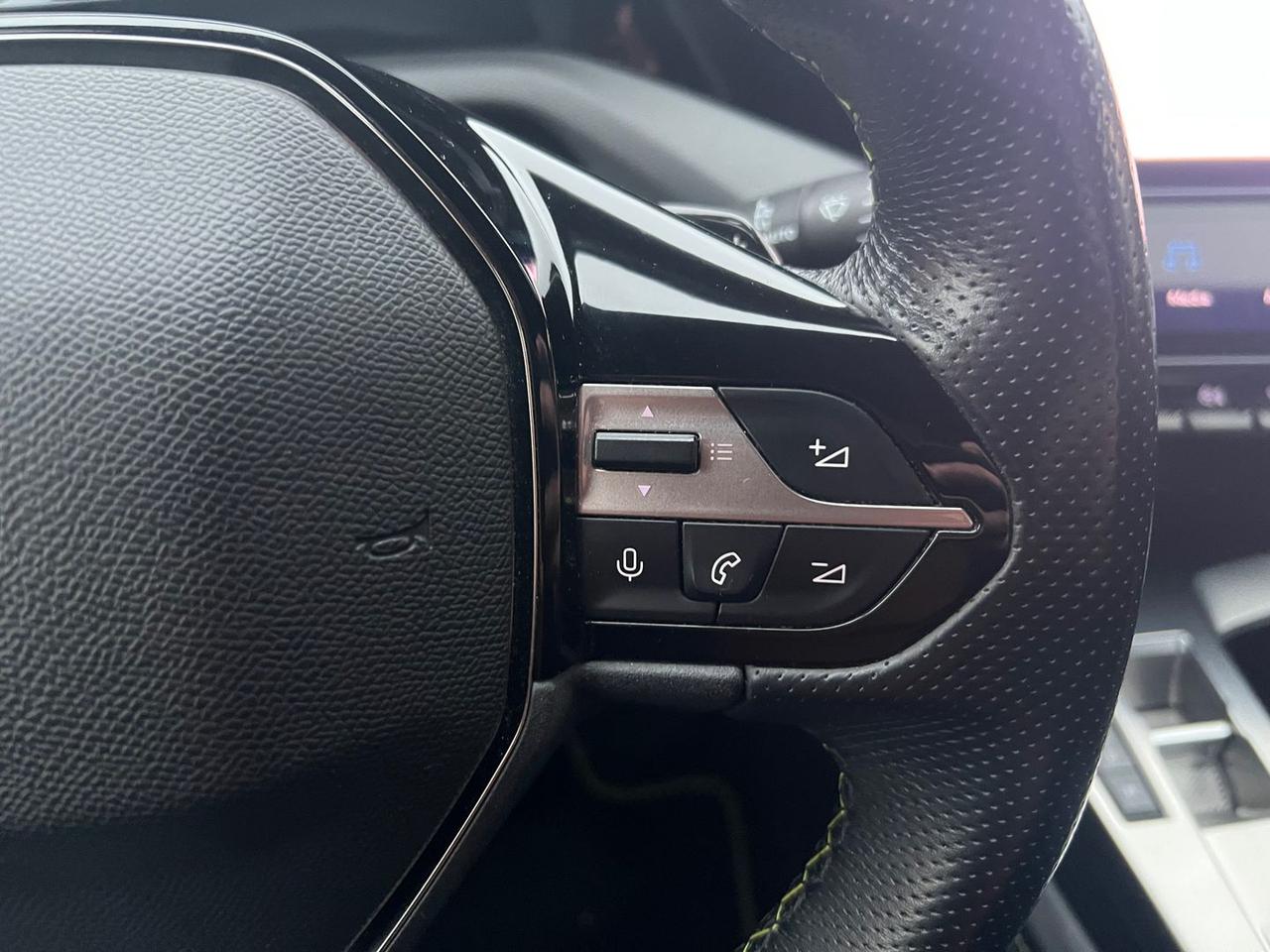 Peugeot 308 GT 1.5 Blue HDI 130 #9114