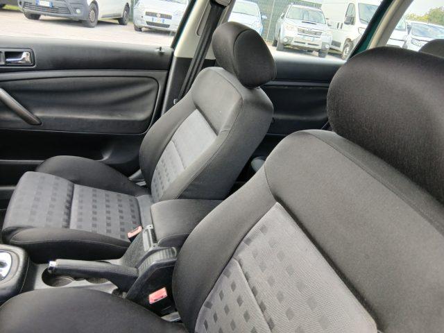 VOLKSWAGEN Passat 1.9 TDI/130 CV Var. Automatica