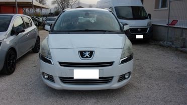 Peugeot 5008 1.6 THP 156CV Allure