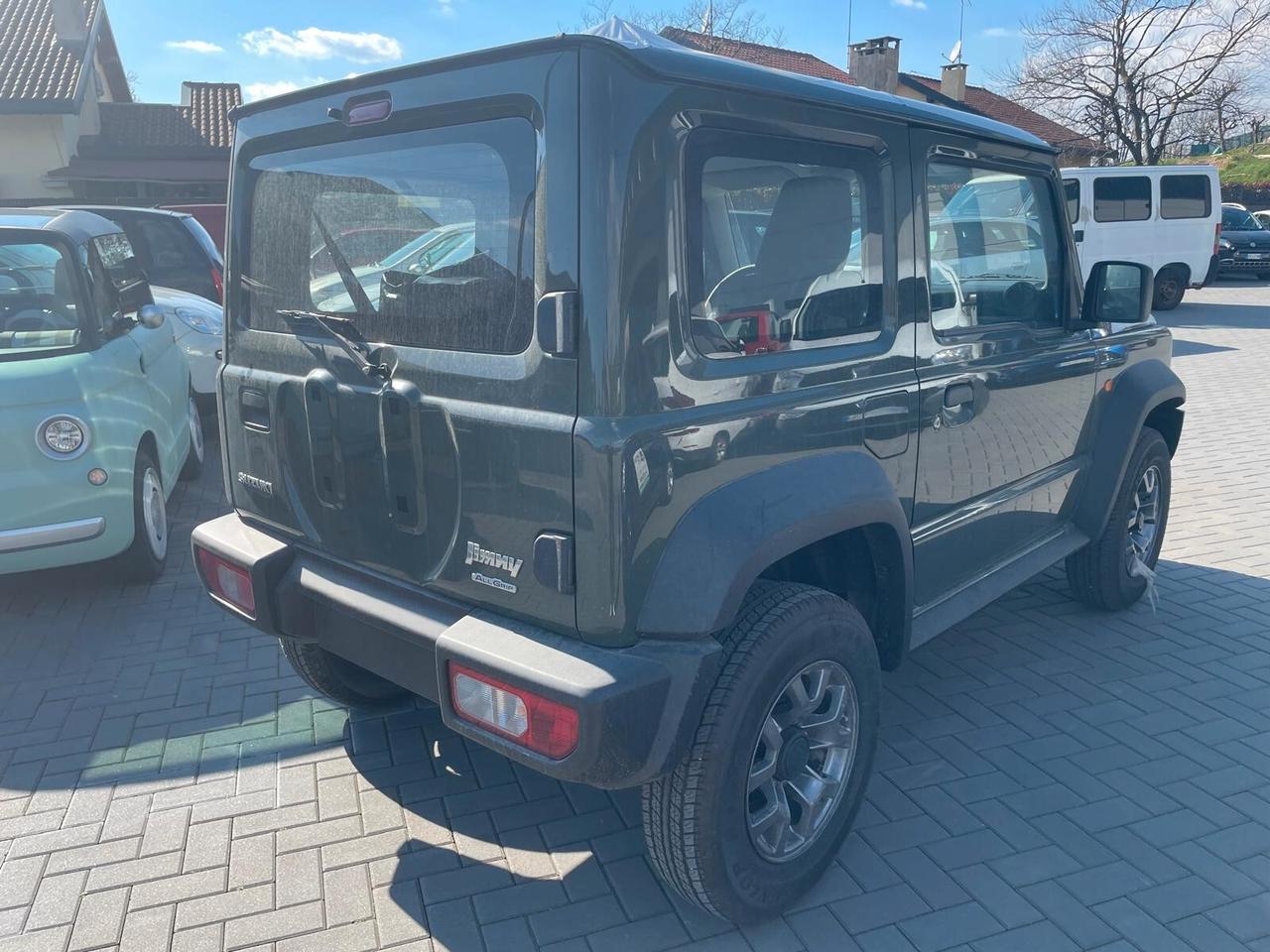 Suzuki Jimny 1.5 4WD --- 4 POSTI AUTOVETTURA