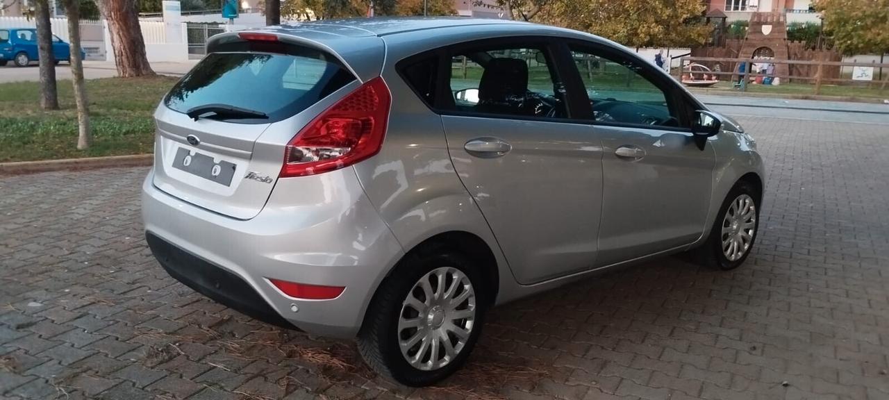 Ford Fiesta 1.2 16V 82CV 5p. Titanium Bs.