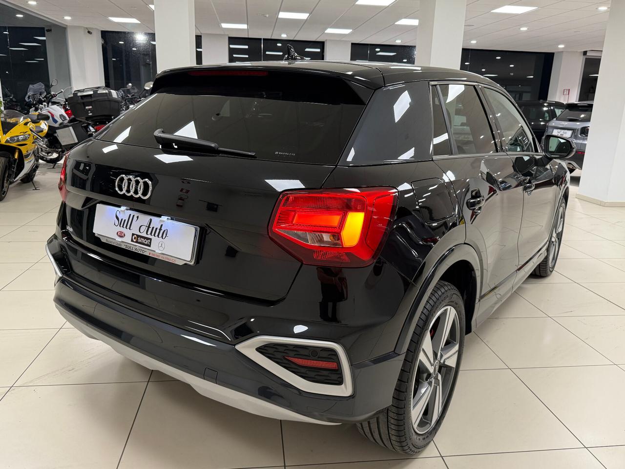 Audi Q2 35 TDI S tronic Identity Black 150 Cv 2022