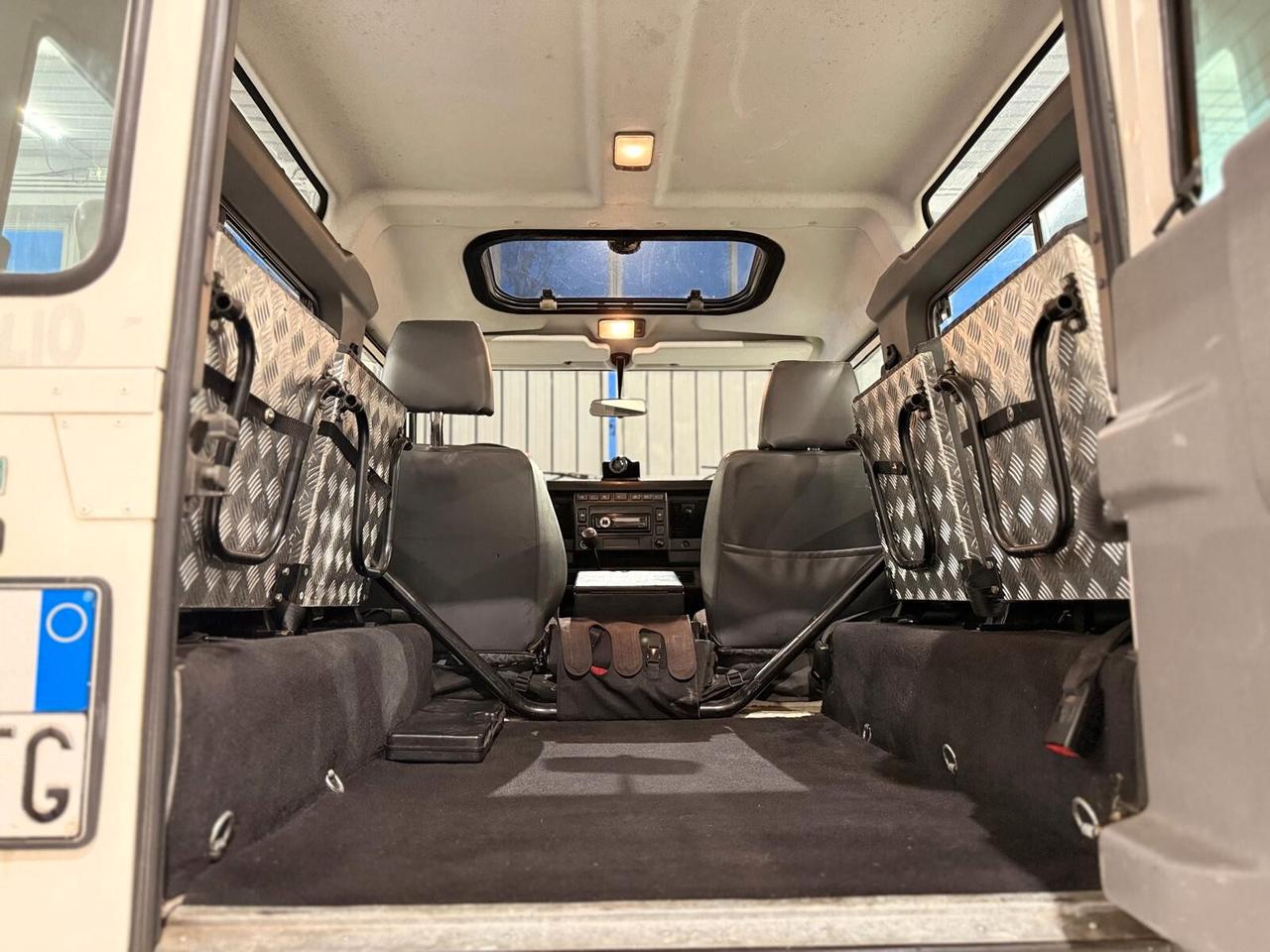 Land Rover Defender 90 2.5 Td5 Station Wagon S