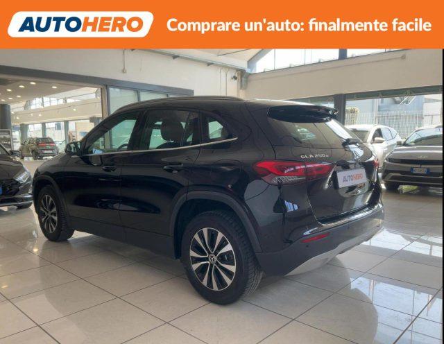 MERCEDES-BENZ GLA 250 e hybrid EQ Business Extra