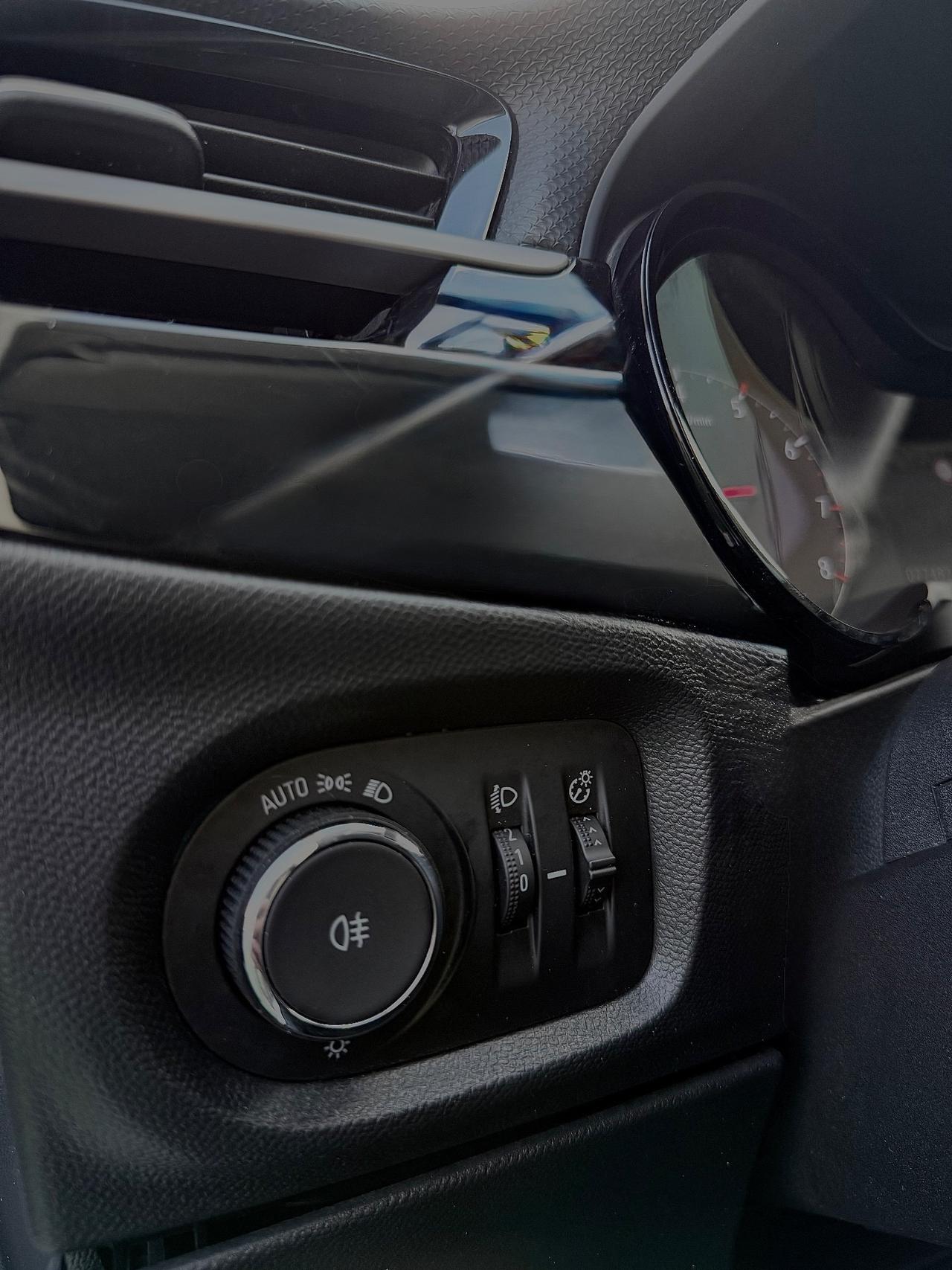 Opel Corsa 1.5 D 100 CV Elegance