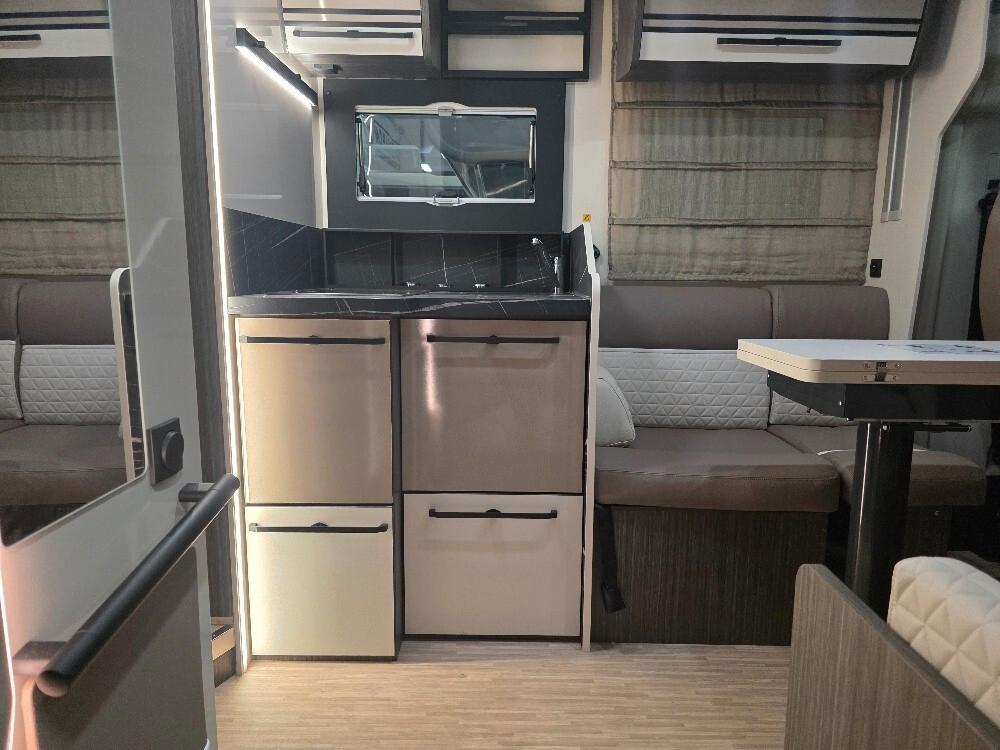 CAMPER MCLOUIS MC4 870