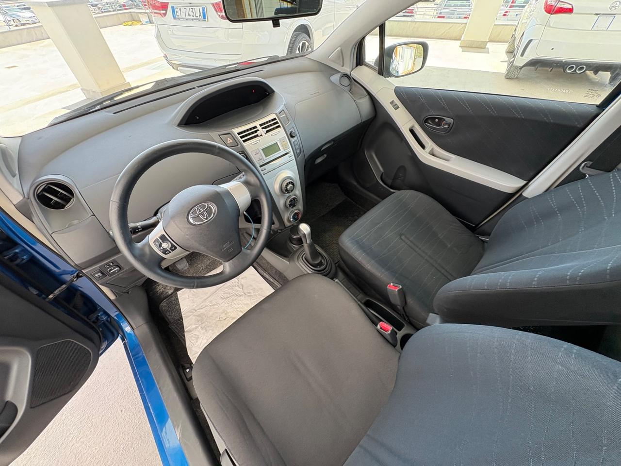 Toyota Yaris 1.4 D-4D DPF 5 porte Sol