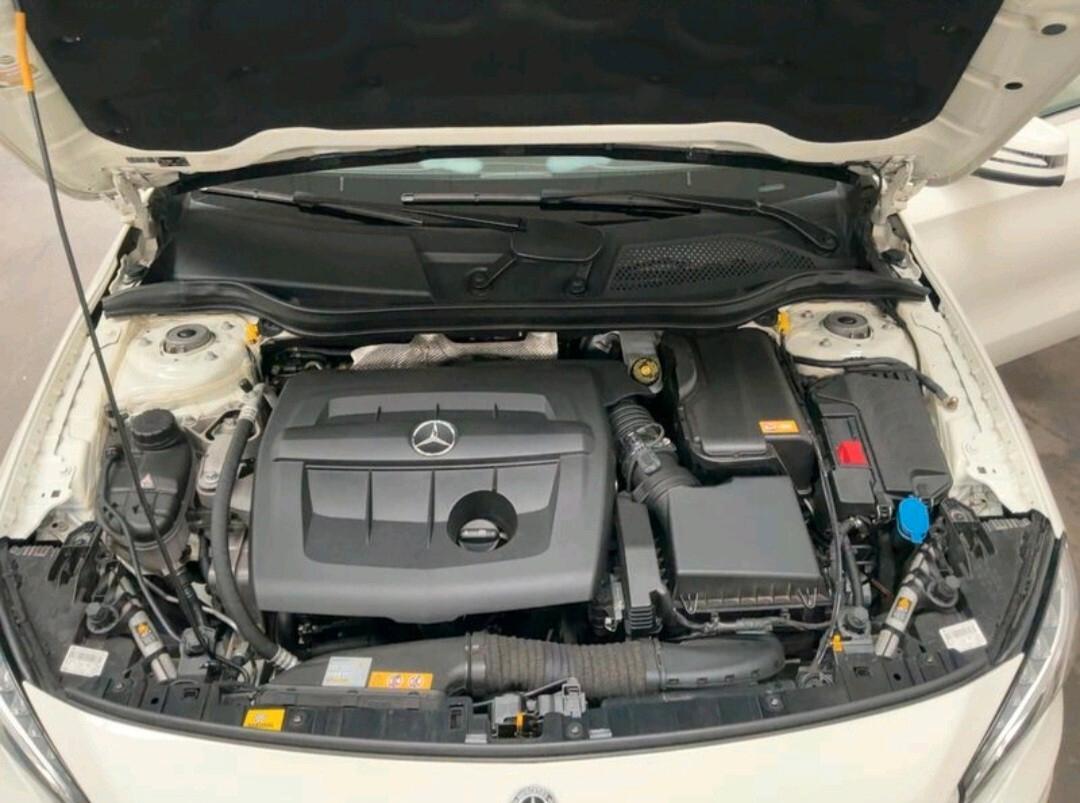 Mercedes-benz GLA 180 d Automatic Sport