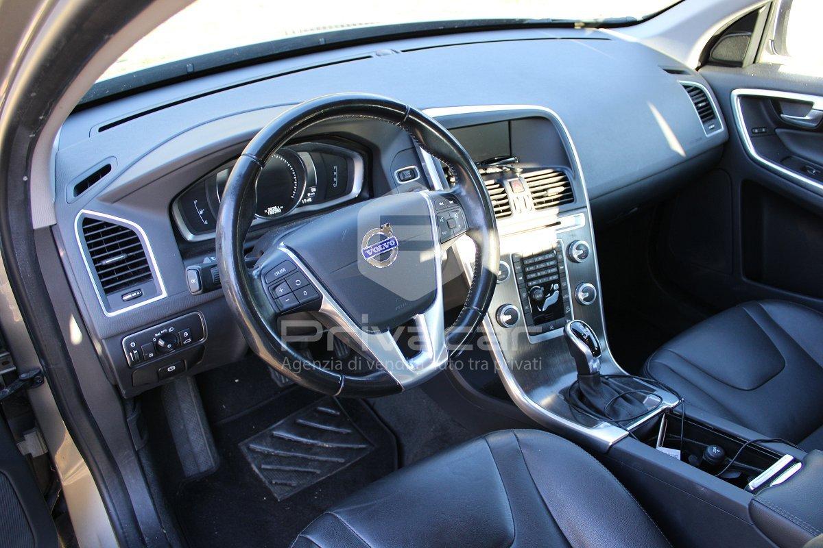 VOLVO XC60 D4 AWD Geartronic Summum