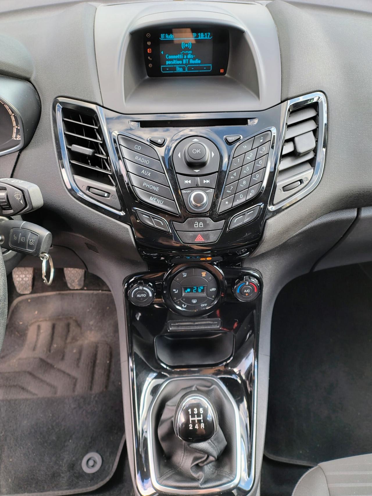 Ford Fiesta 1.5 TDCi 75CV 5 porte Titanium