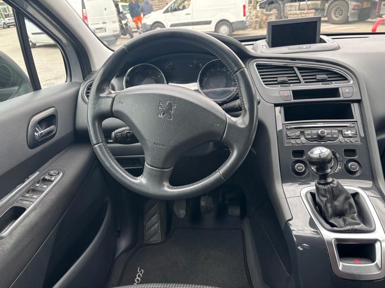 Peugeot 5008 1.6 HDi 112CV Premium 7 POSTI