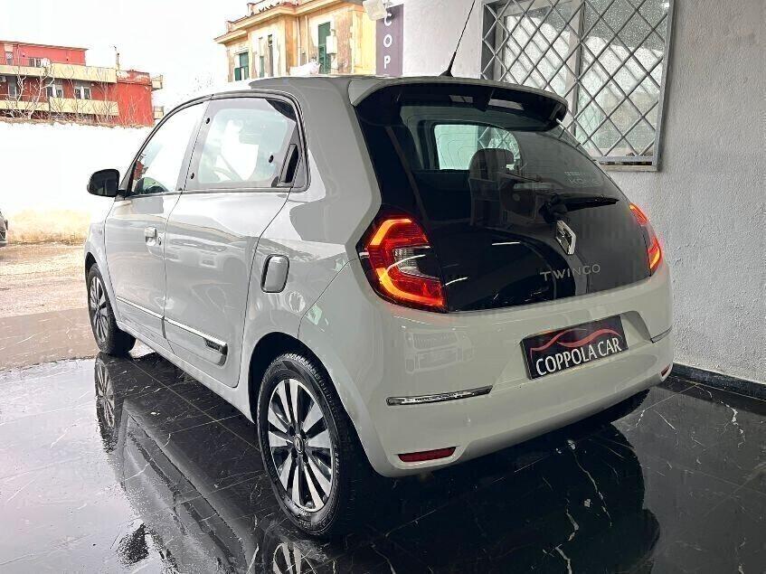 Renault Twingo 95 CV Intens Valuto Permute