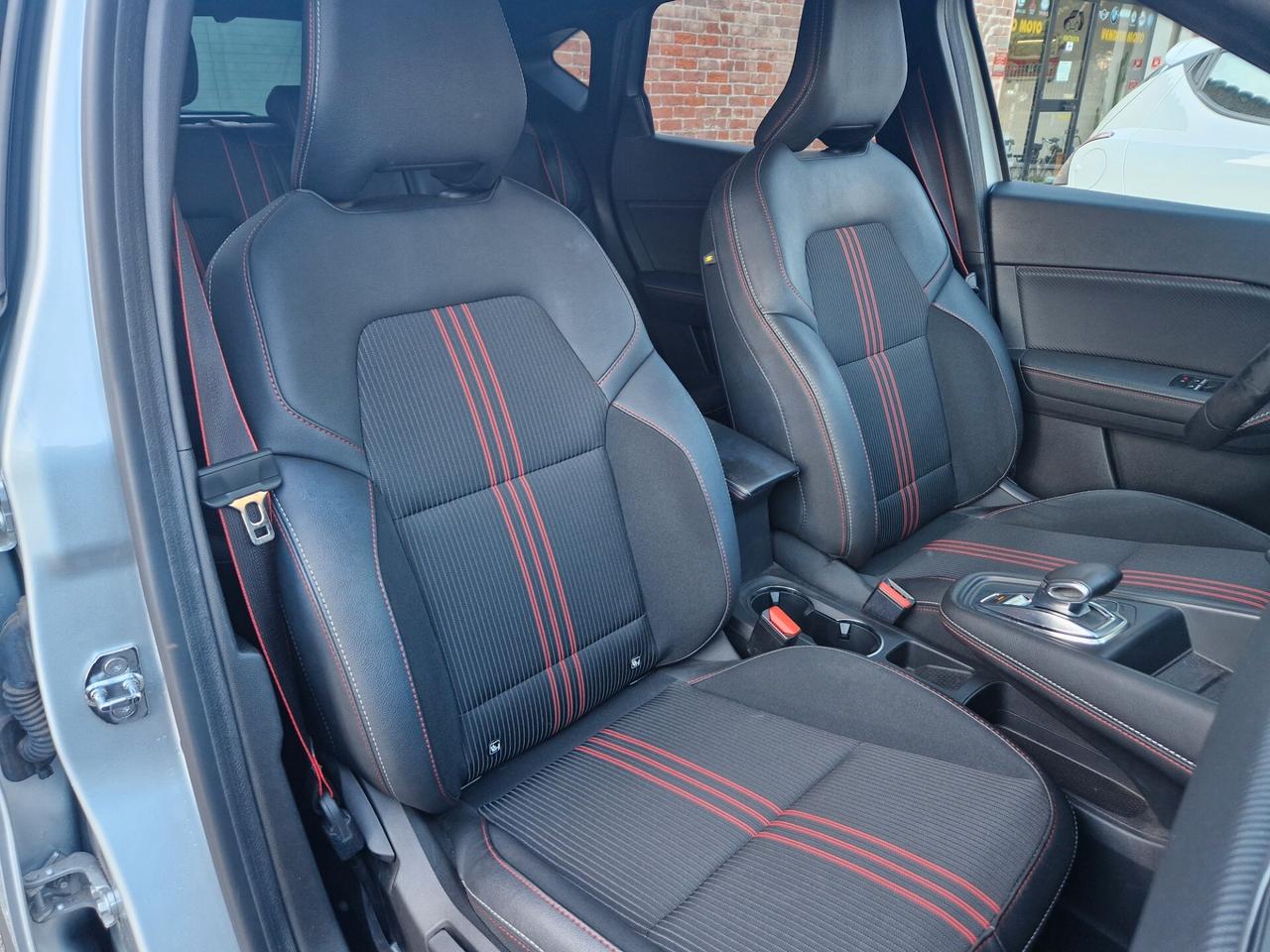 Renault Captur 1.6 145CV "45.300 km" RS-line, Bicolore, Carplay, Sensori