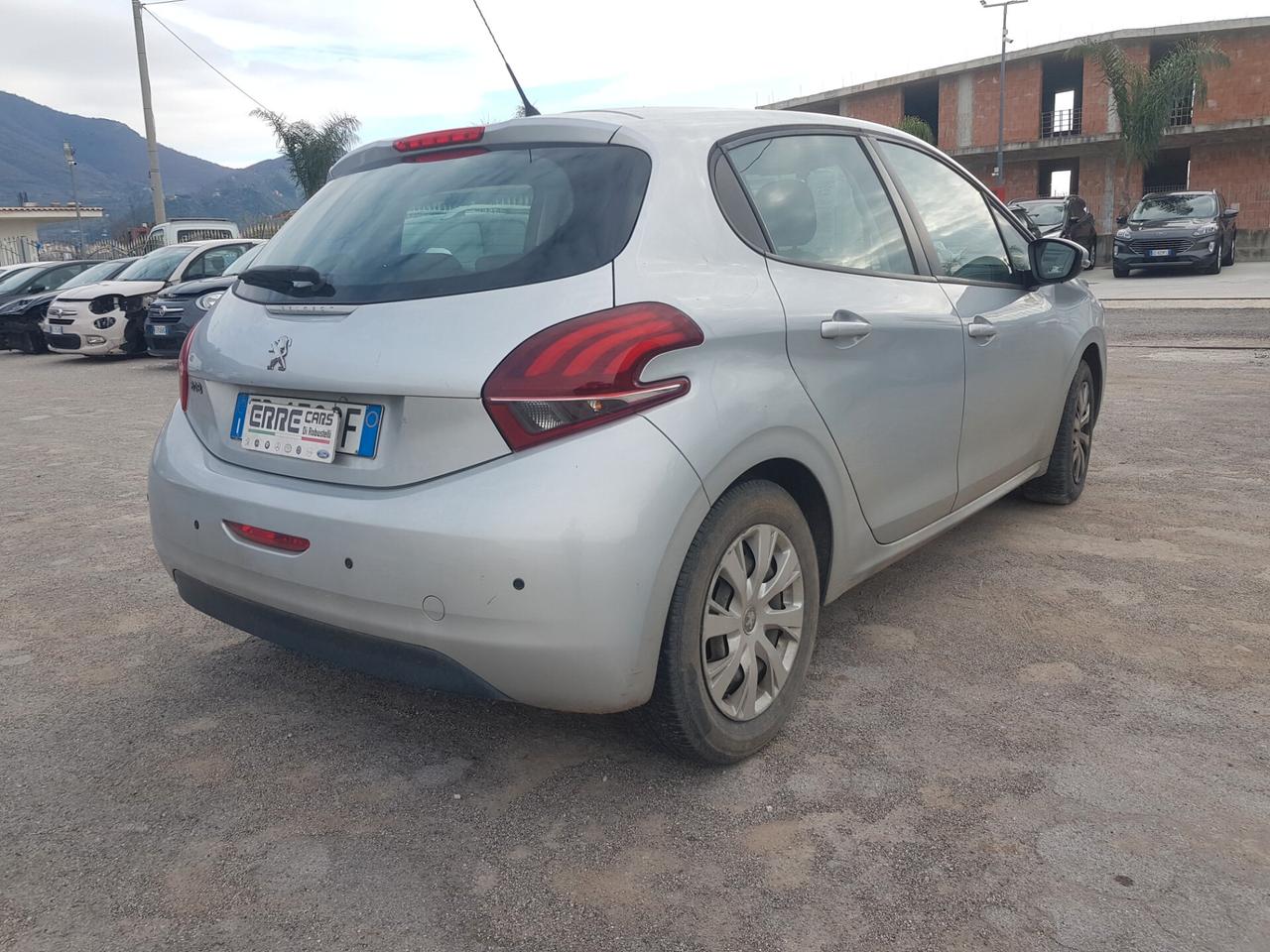 PEUGEOT 208 ANNO 2018 1.2 BENZINA *SINISTRATA