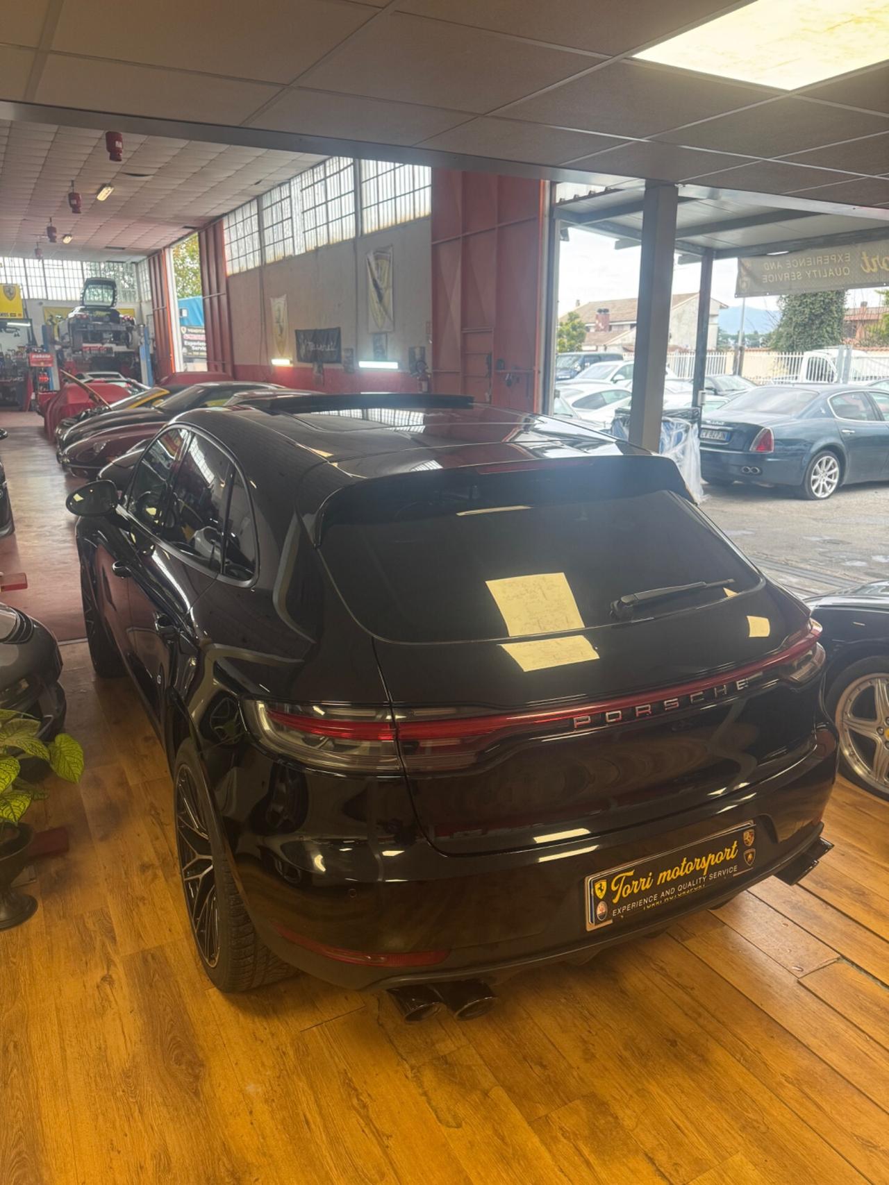 Porsche Macan 2.0 BENZINA 245Cv PERMUTE