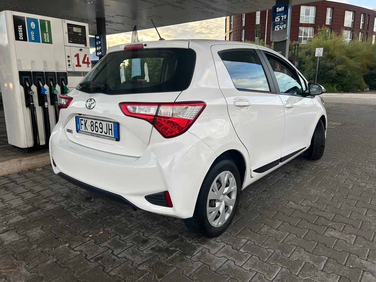 Toyota Yaris 1.0 5p Active