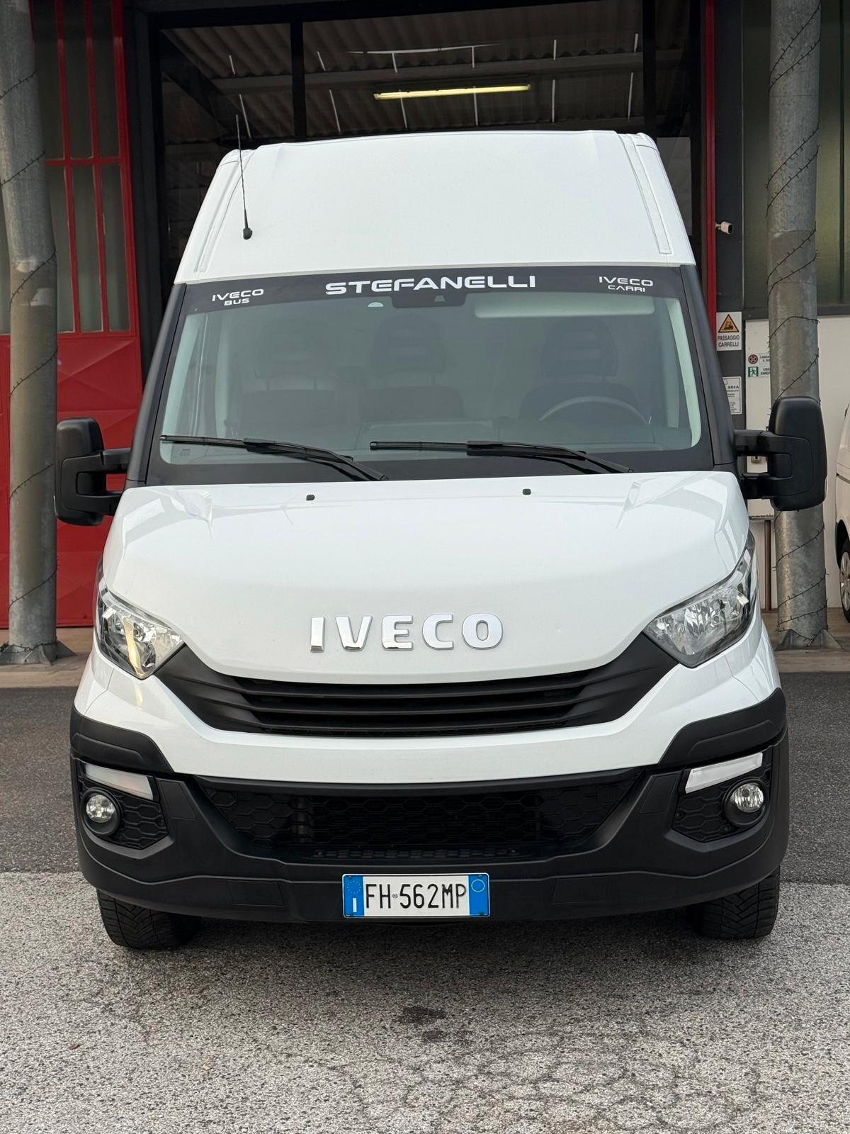 IVECO DAILY 2.3 MLJ 35-140 136CV 3 POSTI L3H2