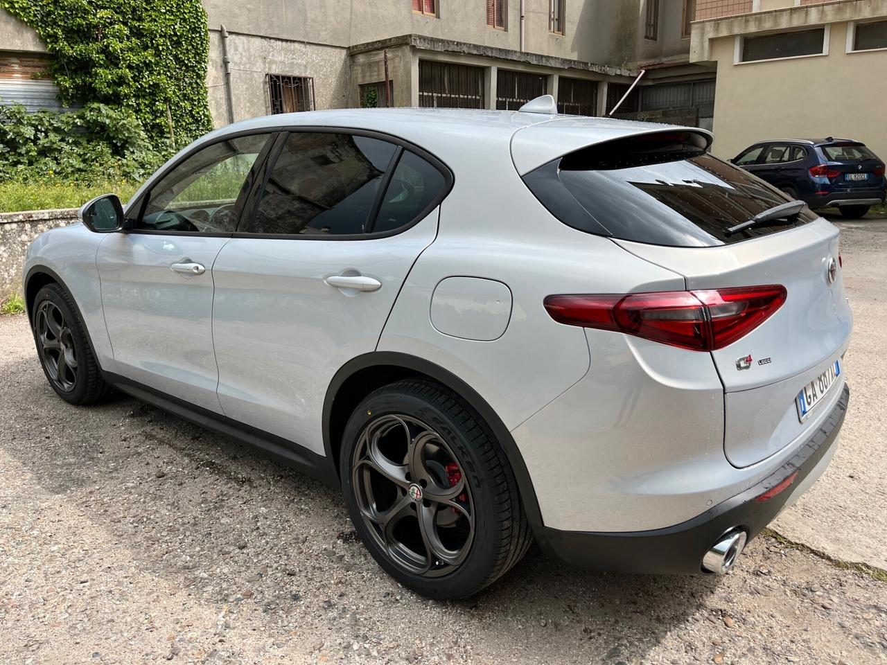 Alfa Romeo Stelvio 2.2 Turbodiesel 190 CV AT8 Q4 Business