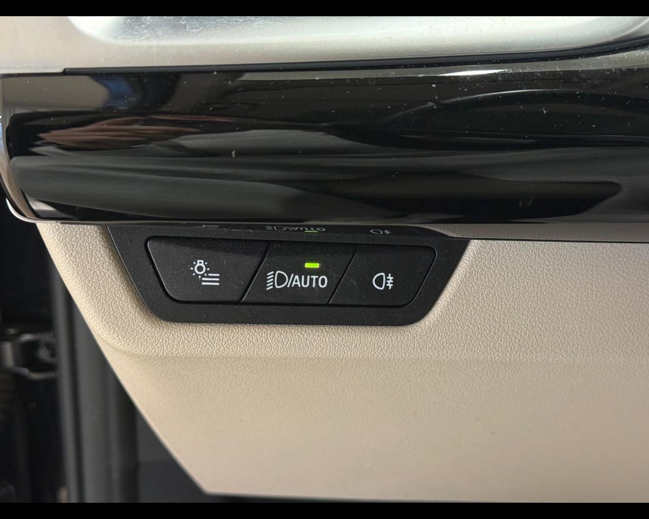 BMW Serie 2 A.T. (U06) - 218d Active Tourer Luxury