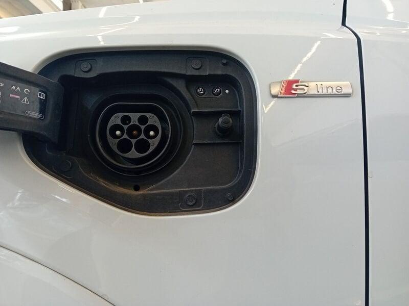 Audi Q3 45 TFSI e S tronic S Line Edition