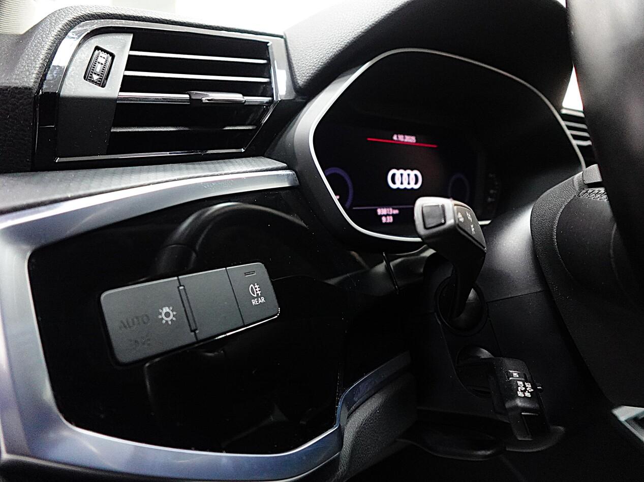Audi Q3 2.0 TDI 150 CV 35 S TRONIC BUSINESS