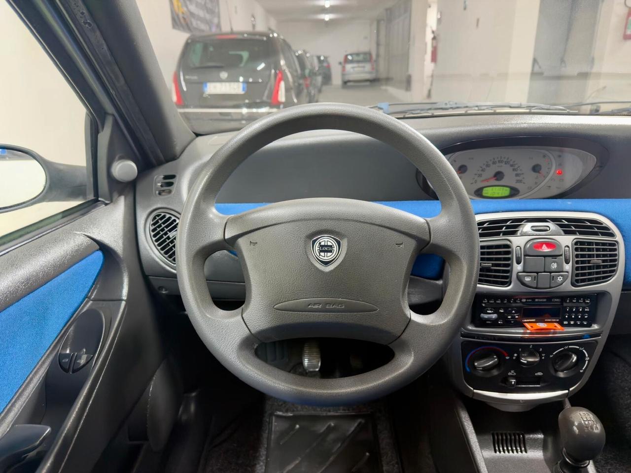 Lancia Y 1.2i 16V cat LX