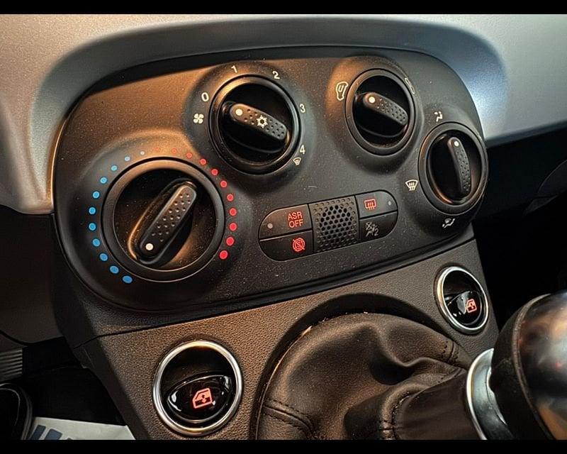 FIAT 500 (2015--->) 1.0 Hybrid Connect