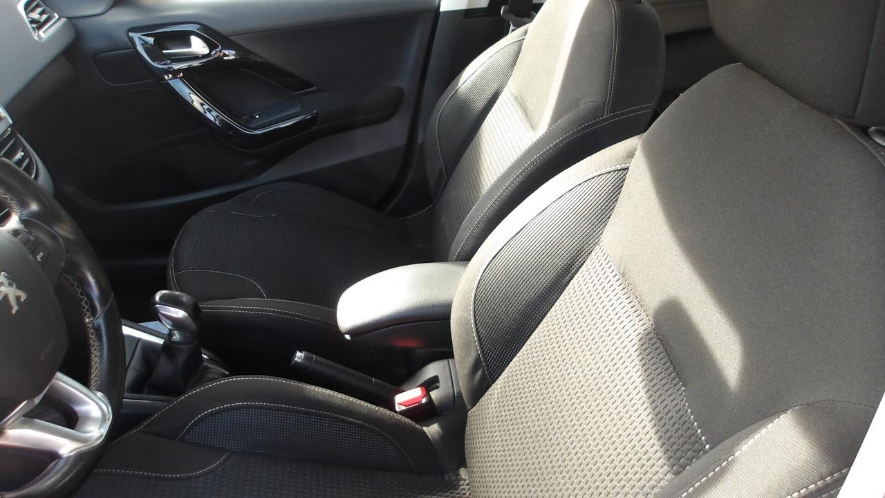 PEUGEOT 208 1.6 DIESEL-RETROC-PREZZO PROMO!