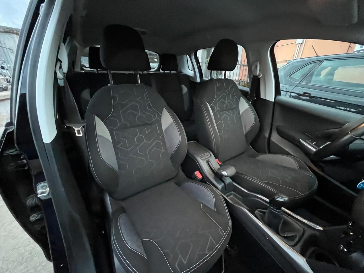 Peugeot 2008 BlueHDi 100 Active