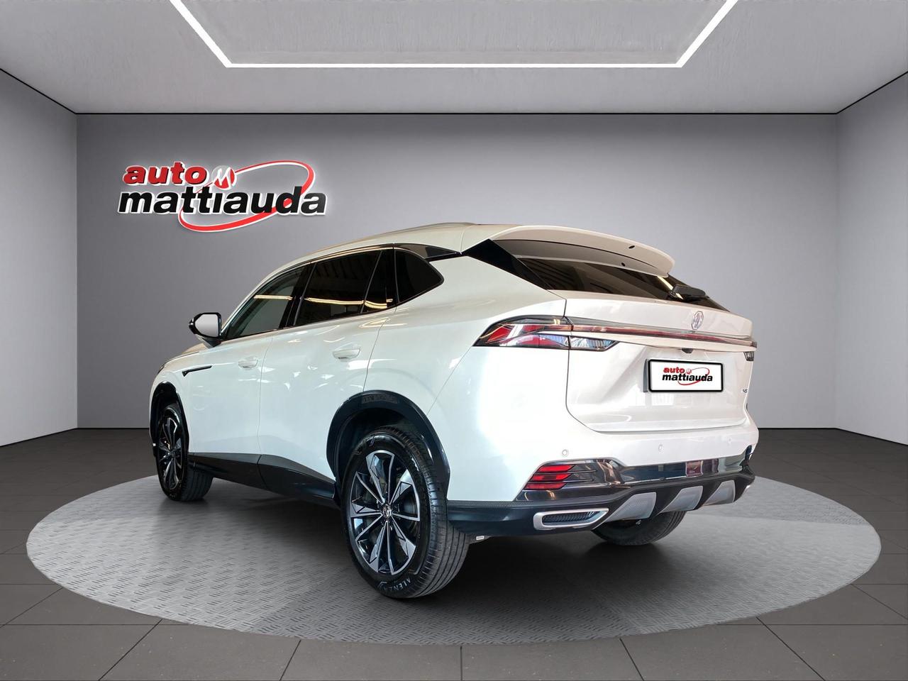 Mg HS 1.5 Luxury auto