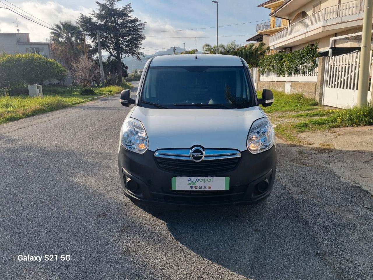 Opel Combo 1.3 CDTi 95CV maxi con allestimento