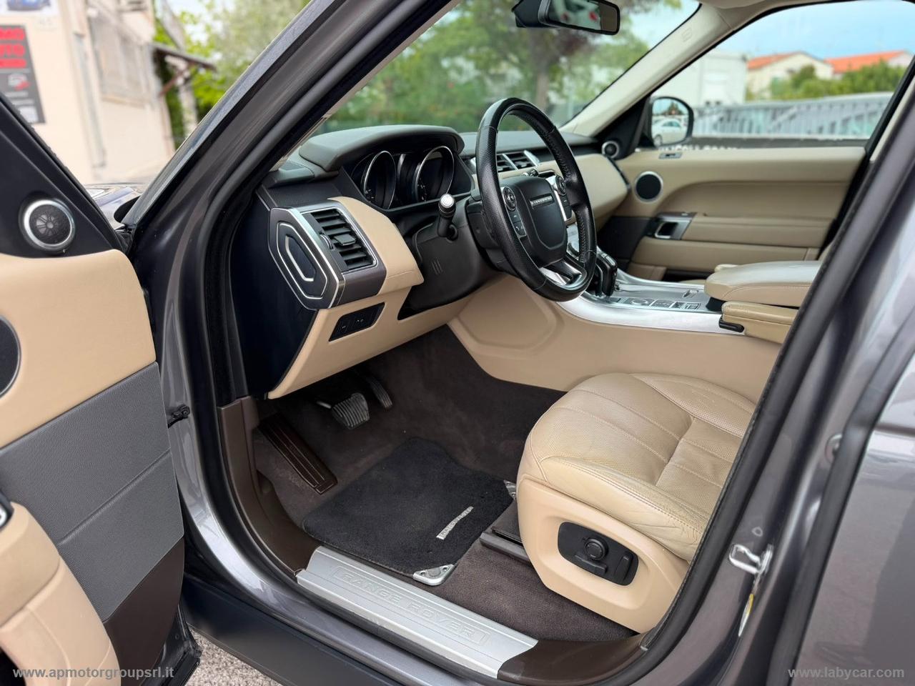 LAND ROVER Range Rover SPORT 3.0 TDV6 HSE