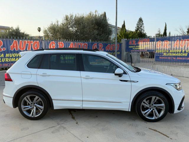 VOLKSWAGEN Tiguan 2.0 TDI R-Line TETTO APRIBILE