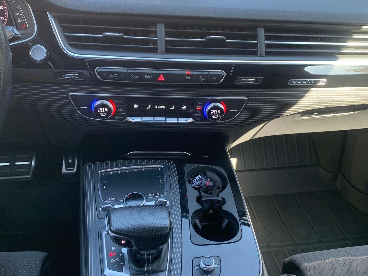 Audi Q7 3.0 50 TDI MHEV S Line
