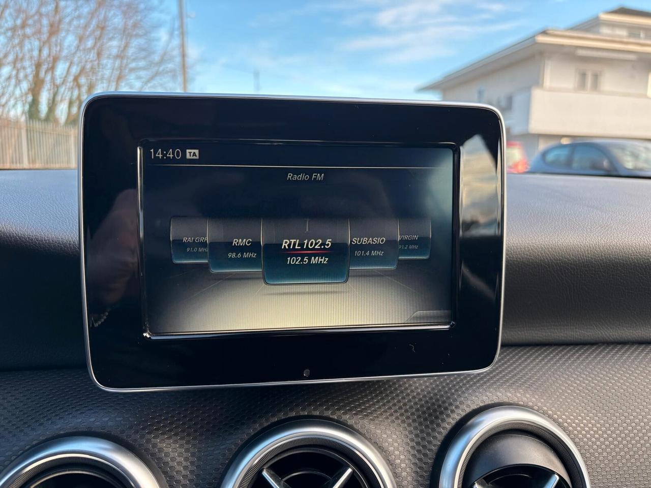 Mercedes Classe A PREMIUM 180 D - 2016