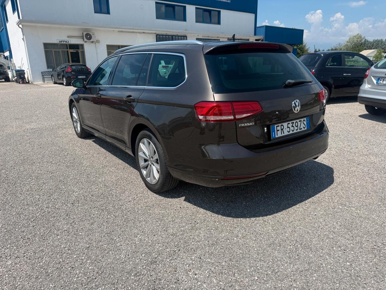 Volkswagen Passat Variant 1.6 TDI246950 DSG
