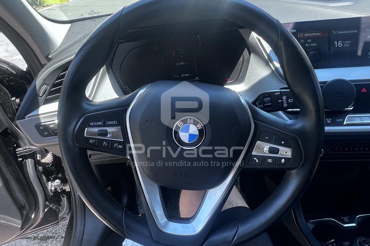 BMW 118i 5p. Advantage