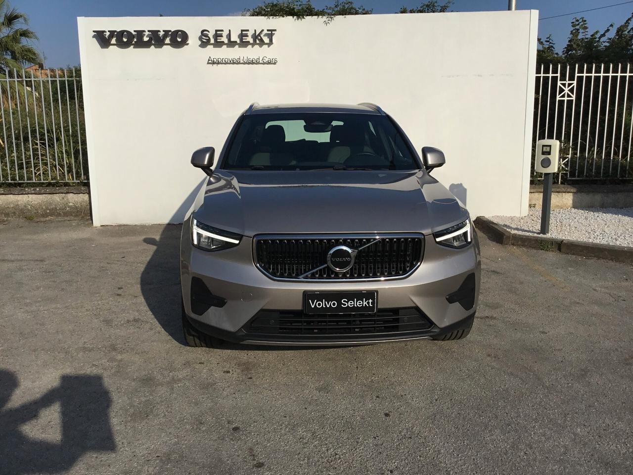 Volvo XC40 B3 automatico Core