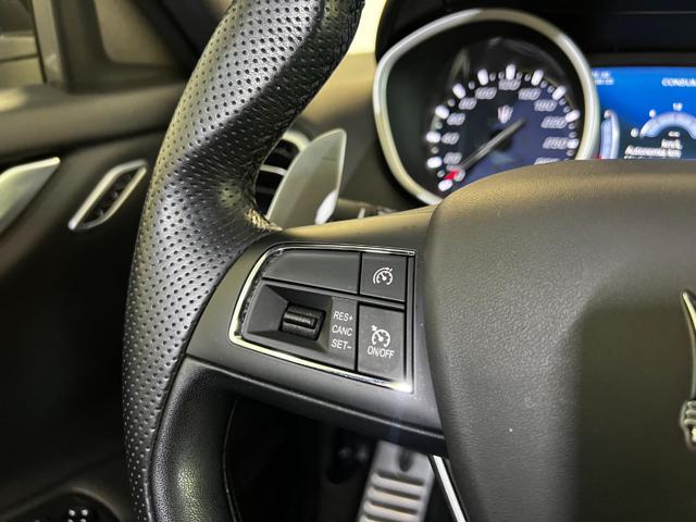 MASERATI Ghibli V6 430 CV Gransport SQ4