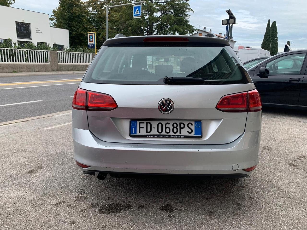 Volkswagen Golf Variant 1.6 TDI