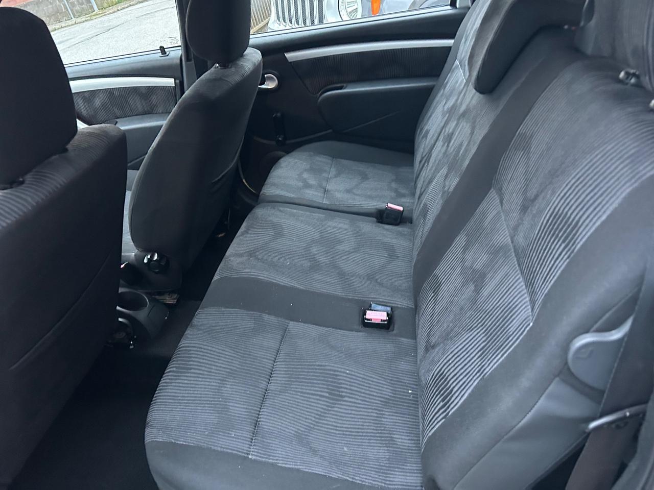 Dacia Logan MCV 1.6 85CV 5 posti Ambiance