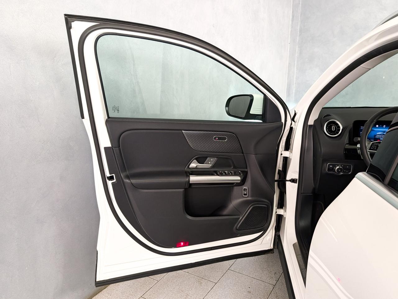 Mercedes-Benz 180 Automatic Progressive Advanced