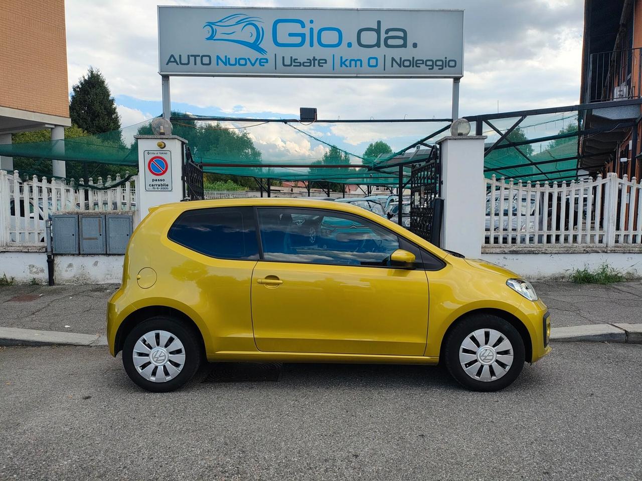 VOLKSWAGEN UP 1.0 60CV KM 96577-2017